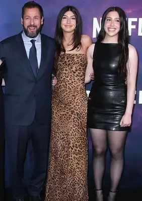 Sunny Sandler Body Measurements