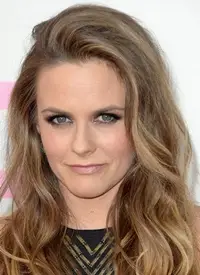 Alicia Silverstone