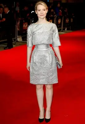 Mia Wasikowska Height Weight Body Figure Shape