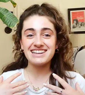 Actress Rachel Sennott