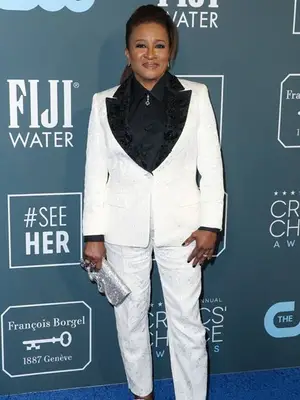 Wanda Sykes Measurements and Facts