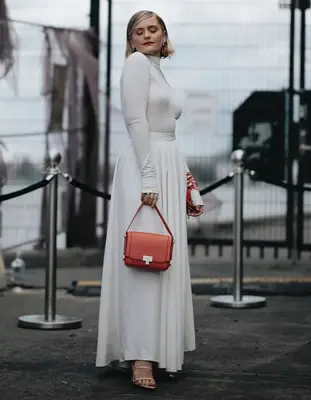 Alicia Agneson Body Measurements