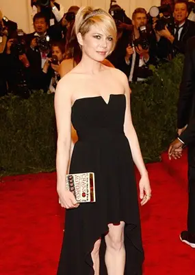 Michelle Williams Body Measurements