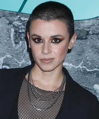 Jenna Kanell Profile