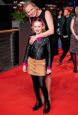 Helena Zengel Family and Facts