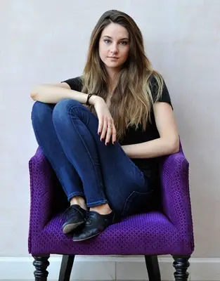 Shailene Woodley Biography
