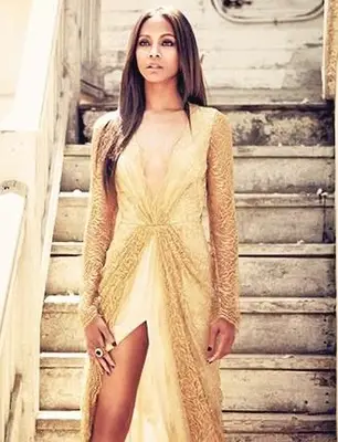 Zoe Saldana Biography