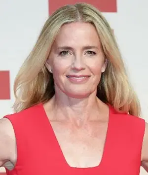 Actress Elisabeth Shue