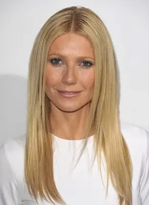Gwyneth Paltrow Favorite Perfume Movies Food Blogs Biography