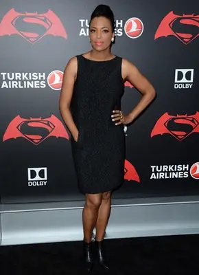 Aisha Tyler Height Weight Body Figure Shape