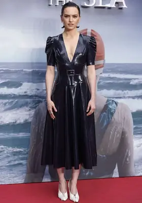 Daisy Ridley Body Measurements Statistics