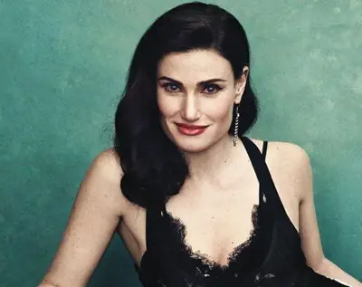 Idina Menzel Height Weight Bra Size