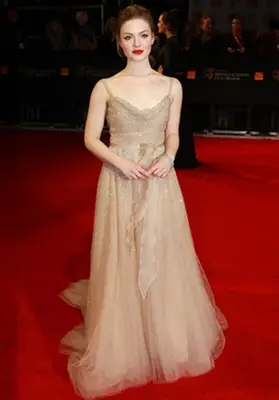 Holliday Grainger Height Weight Body Figure Shape