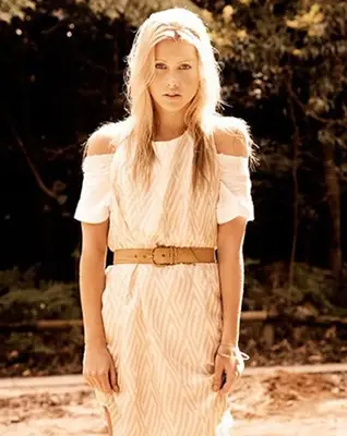 Claire Holt Favorite Things