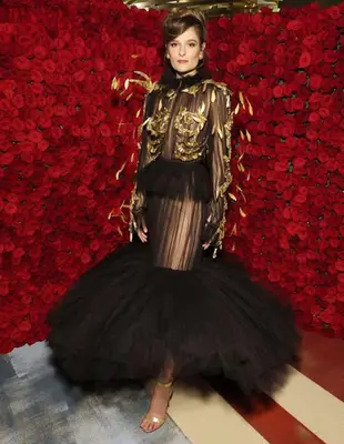 Louisa Jacobson Body Measurements Statistics