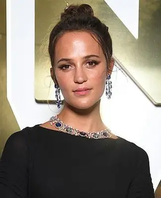 Alicia Vikander Profile