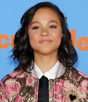 Actress Breanna Yde