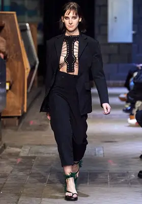 Hari Nef Body Measurement Stats