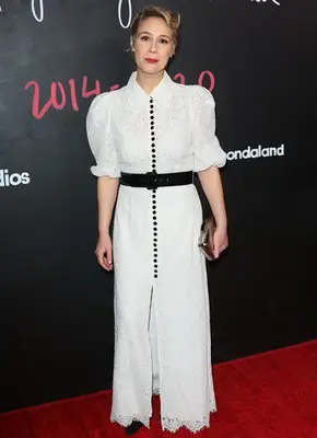 Liza Weil Facts and Bio