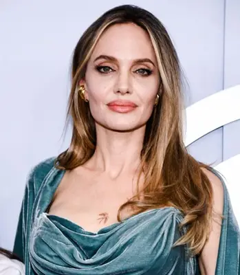 Angelina Jolie Body Profile