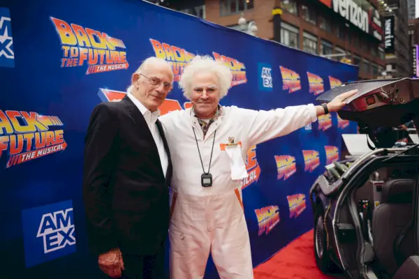 Roger Bartin Broadway-matka vie hänet 'takaisin tulevaisuuteen'