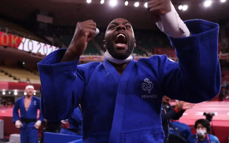 Teddy Rinerin nettoarvo – Wiki, ikä, paino ja pituus, ihmissuhteet, perhe ja paljon muuta