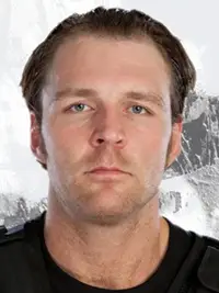 Il corpo di Dean Ambrose misura il peso della scarpa