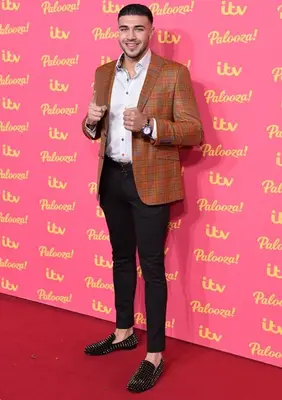 Tommy Fury Body Measurements