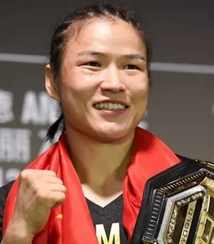 Misure di peso del bicipite di Zhang Weili