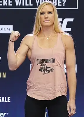 Holly Holm Height Body Figure Shape