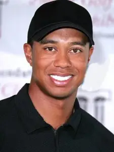 Tiger Woods Corso a colori preferito Corso alimentare Movie Sports Faits Biography Team