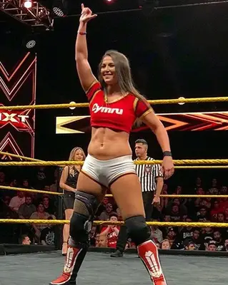 Tegan Nox Height Weight Stats