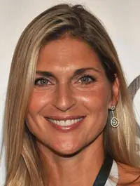 Gabrielle Reece Corps del corpo dei dispositivi di fissaggio