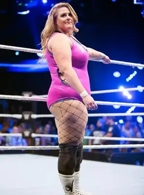 Kimberly Benson Body Measurements Stats