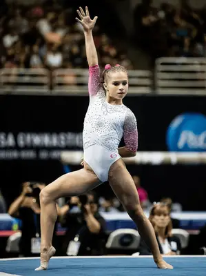 Ragan Smith Pière Dimensione del peso delle misurazioni del corpo effettuate
