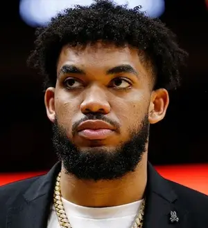 Karl-Anthony Towns Peso delle misure di peso delle dimensioni della scarpa di famiglia