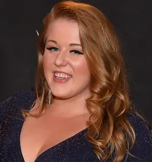 Peso del peso di Piper delle misure del corpo misure dei fatti etnici