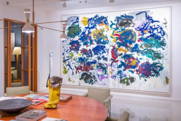 O galerista John Cheim está vendendo sua coleção pessoal de arte