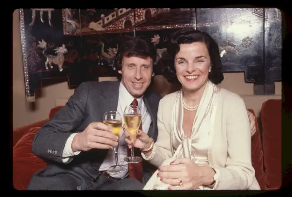 A coleção de arte da senadora Dianne Feinstein e Richard Blum vai a leilão