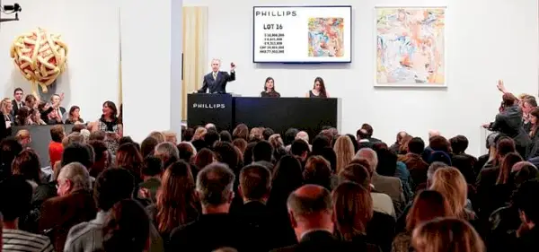 Leilão de domingo do século 20 / contemporâneo da Phillips menos que animado