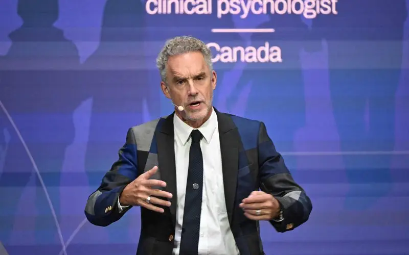 Jordan Petersonin nettoarvo - Wiki, ikä, paino ja pituus, ihmissuhteet, perhe ja paljon muuta