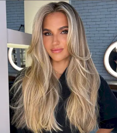 'Brazilian Illuminage' on uusi balayage-hiustrendi, jota pyydetään tänä kesänä - kokeilemme sitä