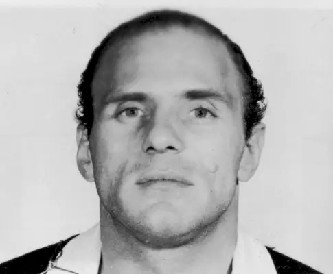 Keitä naapurustosi ihmiset olivat? Gangsteri