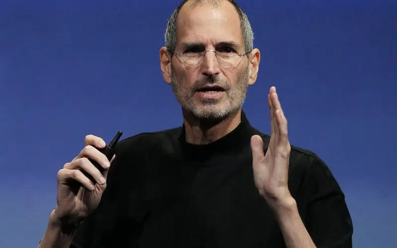 Steve Jobsin nettovarallisuus – Wiki, ikä, paino ja pituus, ihmissuhteet, perhe ja paljon muuta