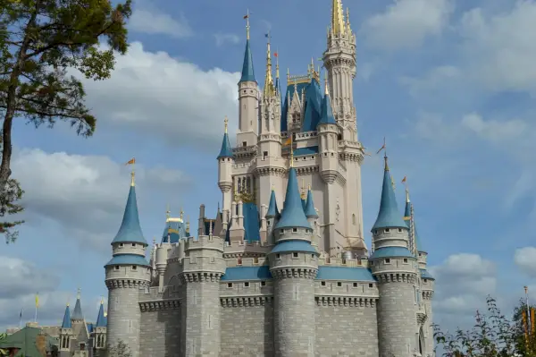 Walt Disney Companyn viimeaikaiset suurimmat hankinnat kustannusten mukaan