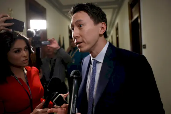 TikTokin toimitusjohtaja Shou Zi Chew puhuu harvinaisessa videossa, kun House on ohittanut TikTok-kiellon