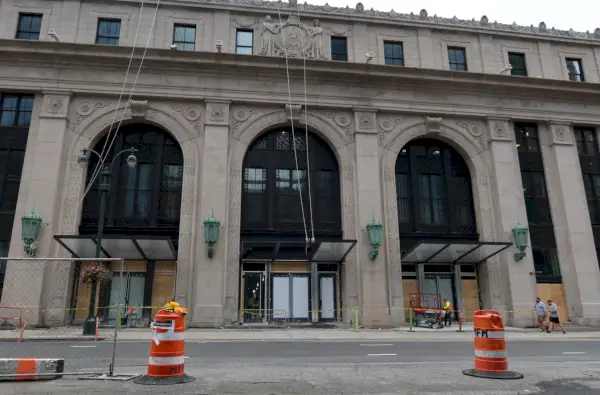 Meta sulkee Manhattanin toimiston, koska se vahvistaa läsnäoloaan New Yorkissa