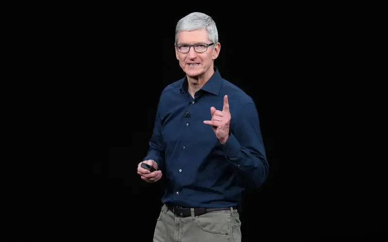 Patrimonio netto di Tim Cook: Wiki, età, peso e altezza, relazioni, famiglia e altro