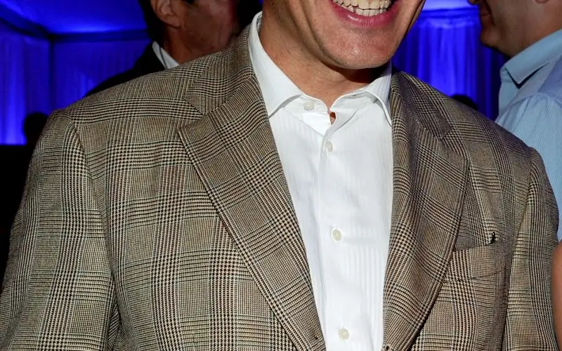 Patrimonio netto di James Balsillie: Wiki, età, peso e altezza, relazioni, famiglia e altro