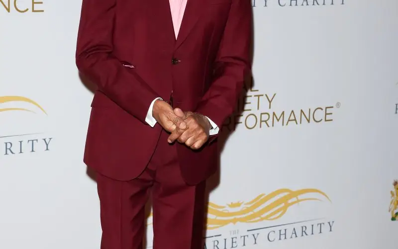 Nile Rodgersin nettovarallisuus – Wiki, ikä, paino ja pituus, ihmissuhteet, perhe ja paljon muuta